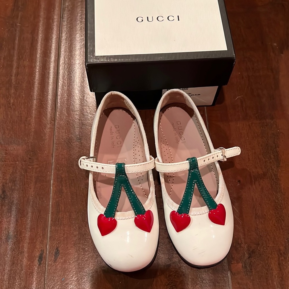 Gucci shoes